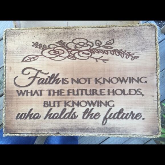 Wooden handmade carved sign - Picture 2 of 7